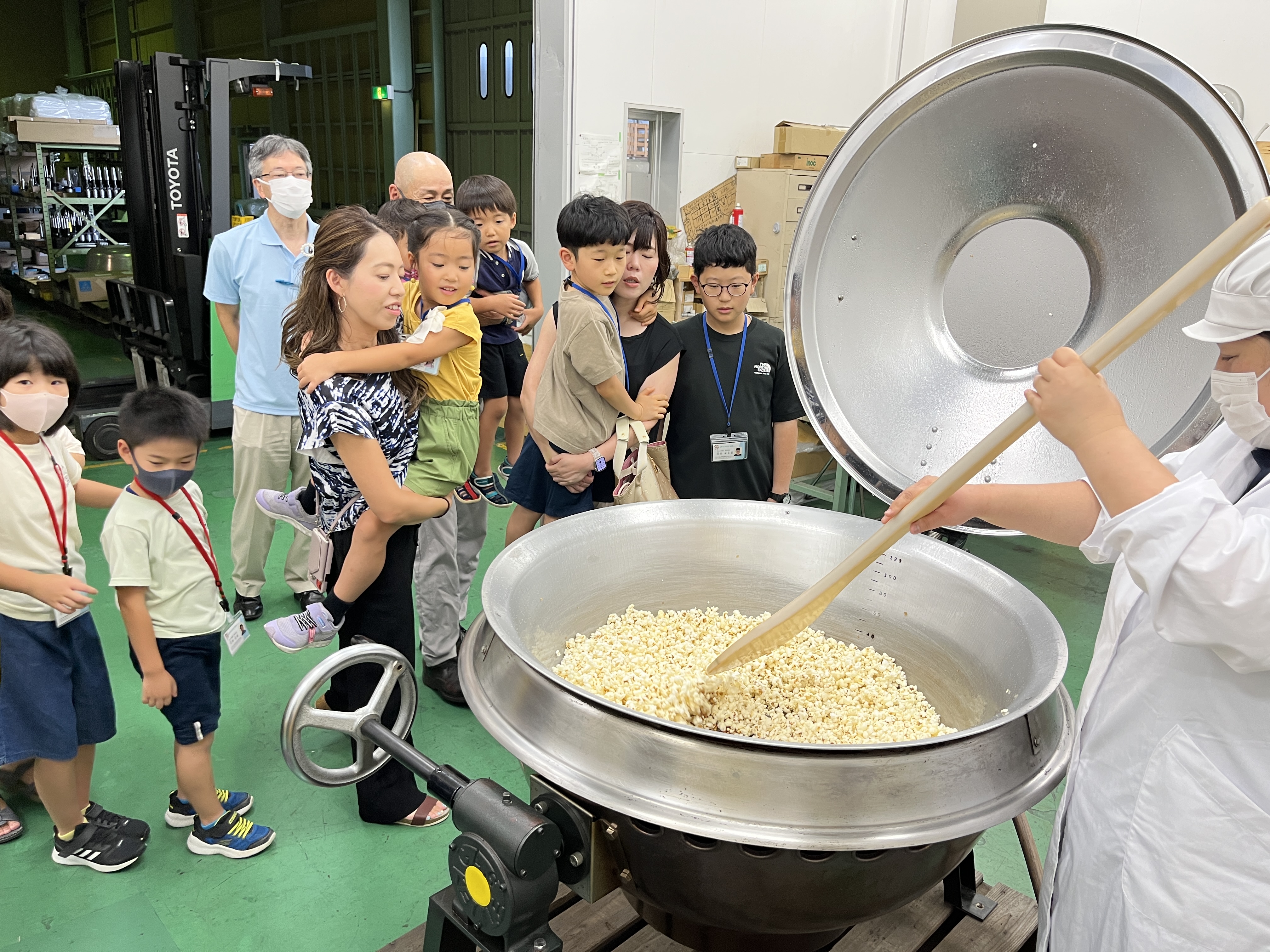 回転釜でポップコーンはお子さんに大人気！